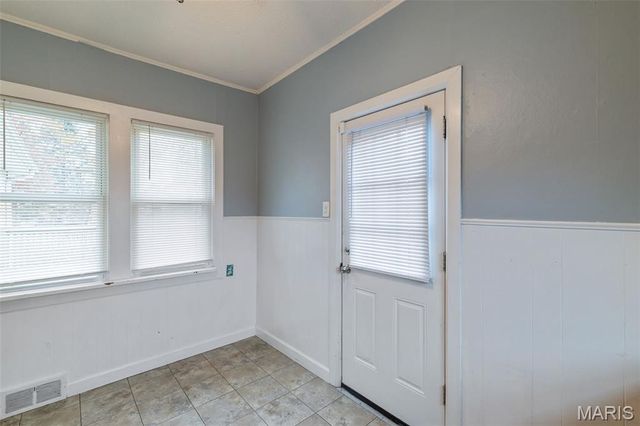 5201 S 37th Street, St Louis, MO 63116