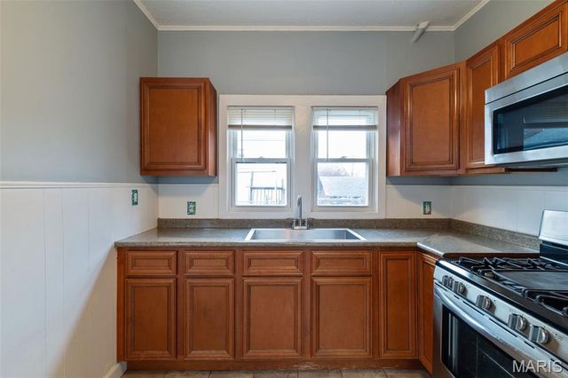 5201 S 37th Street, St Louis, MO 63116