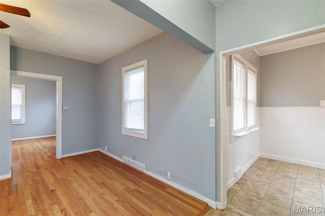 5201 S 37th Street, St Louis, MO 63116