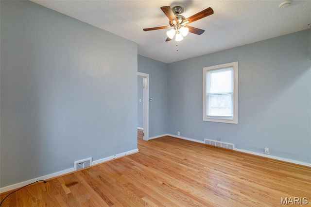 5201 S 37th Street, St Louis, MO 63116