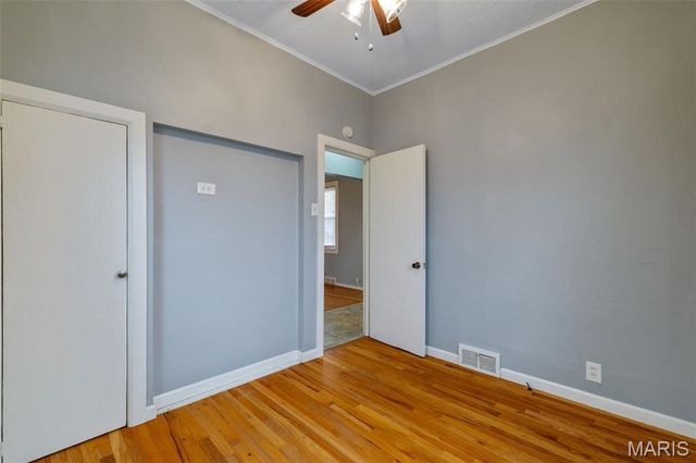 5201 S 37th Street, St Louis, MO 63116