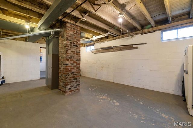 5201 S 37th Street, St Louis, MO 63116