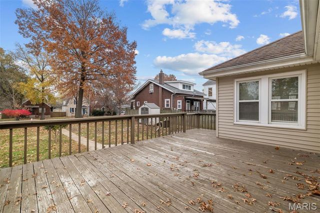 5201 S 37th Street, St Louis, MO 63116