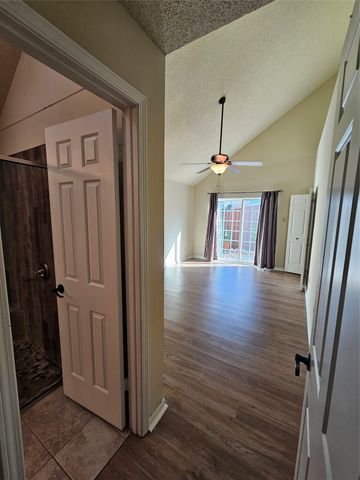 18163 Whispering Gables Lane, Dallas, TX 75287