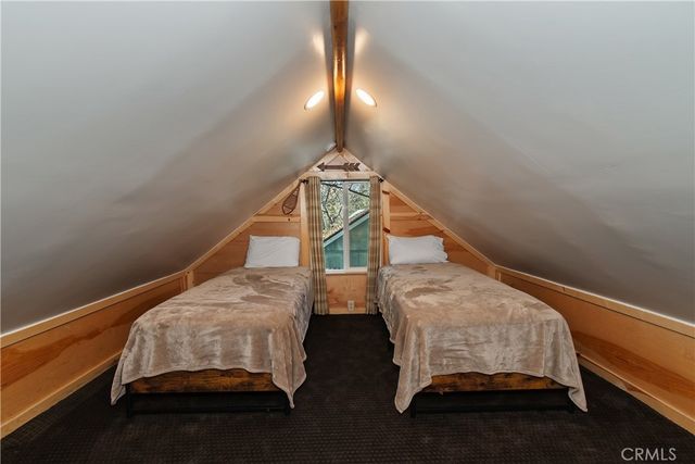 277 Wabash, Sugarloaf, CA 92386