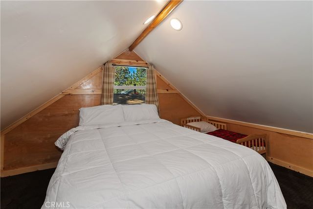 277 Wabash, Sugarloaf, CA 92386