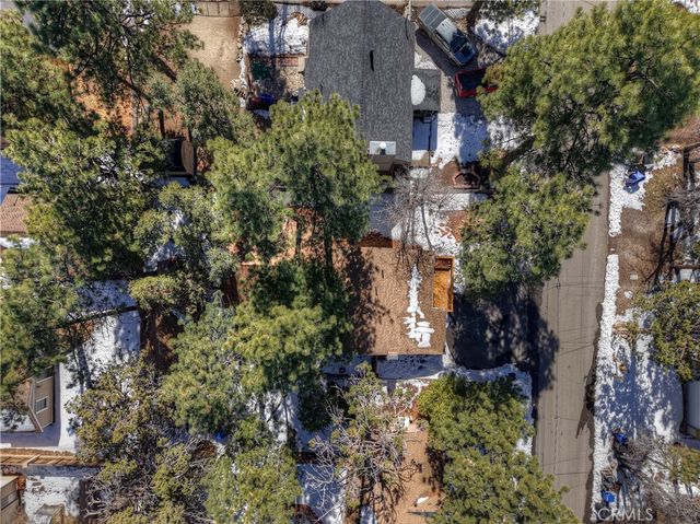 277 Wabash, Sugarloaf, CA 92386