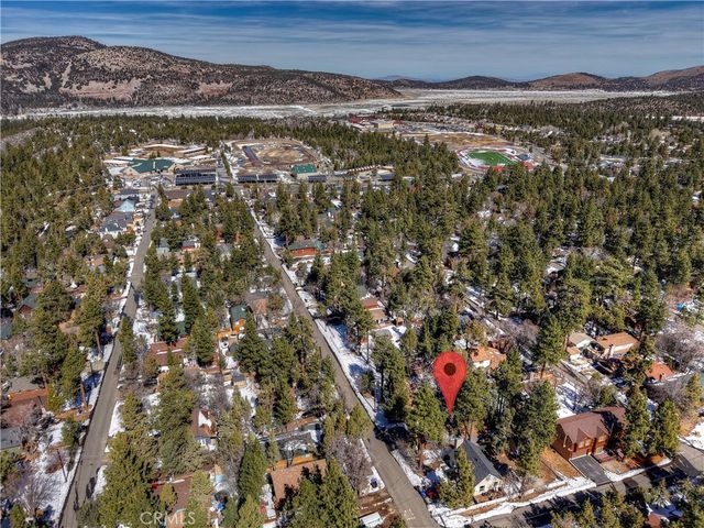 277 Wabash, Sugarloaf, CA 92386