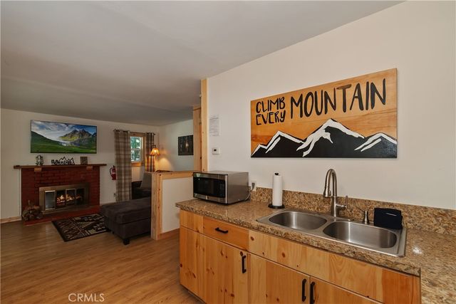 277 Wabash, Sugarloaf, CA 92386