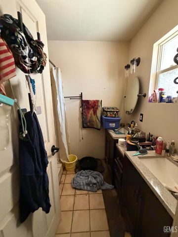 10601 Michele Avenue, Bakersfield, CA 93312