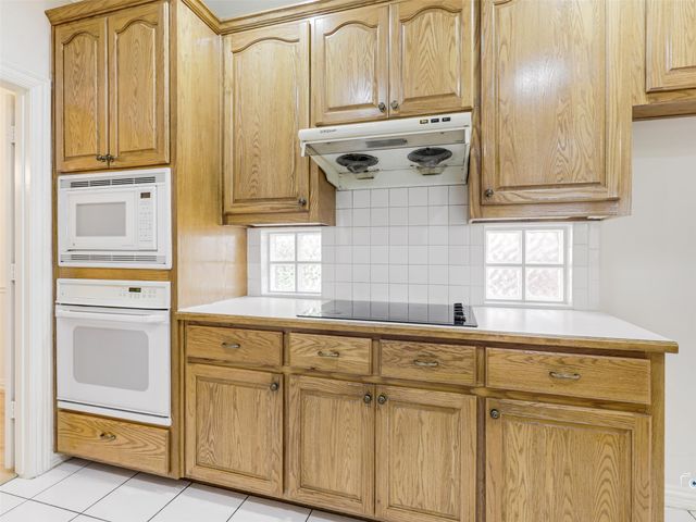 609 Sunningdale, Richardson, TX 75081