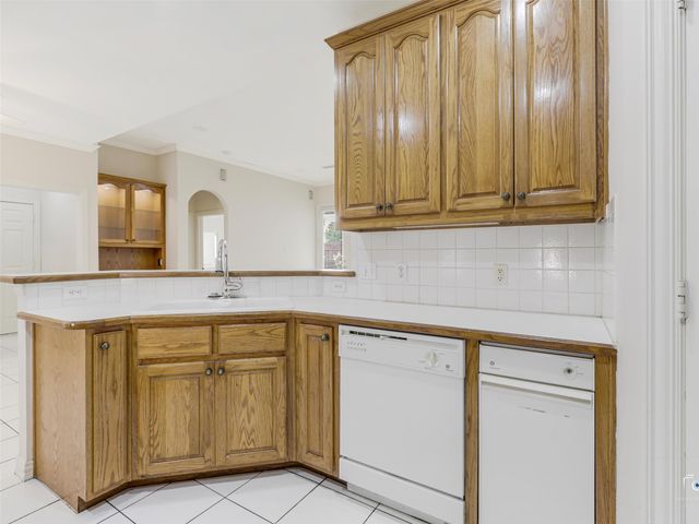 609 Sunningdale, Richardson, TX 75081