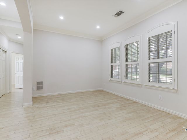 609 Sunningdale, Richardson, TX 75081