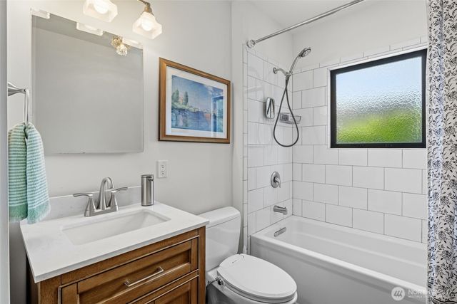 5910 Dayton Avenue N, Seattle, WA 98103