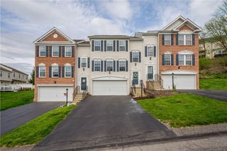 2007 Moccasin Dr, South Strabane, PA 15301