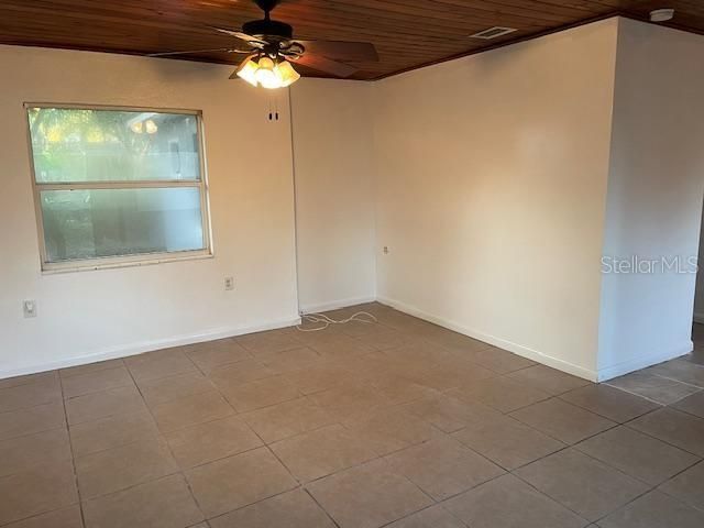 917 E FLORA STREET, Tampa, FL 33604