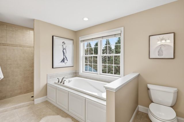 16926 Dynamic Drive, Lakeville, MN 55044