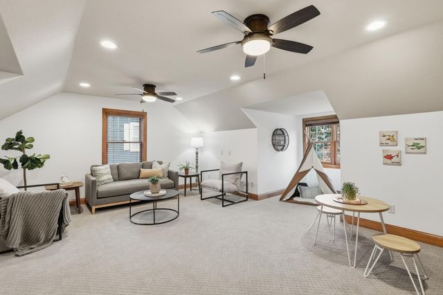 16926 Dynamic Drive, Lakeville, MN 55044