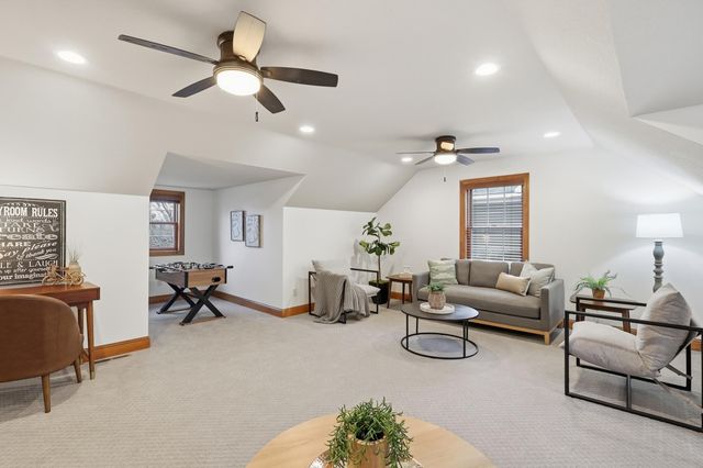 16926 Dynamic Drive, Lakeville, MN 55044