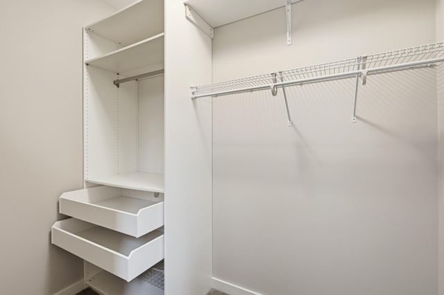 16926 Dynamic Drive, Lakeville, MN 55044