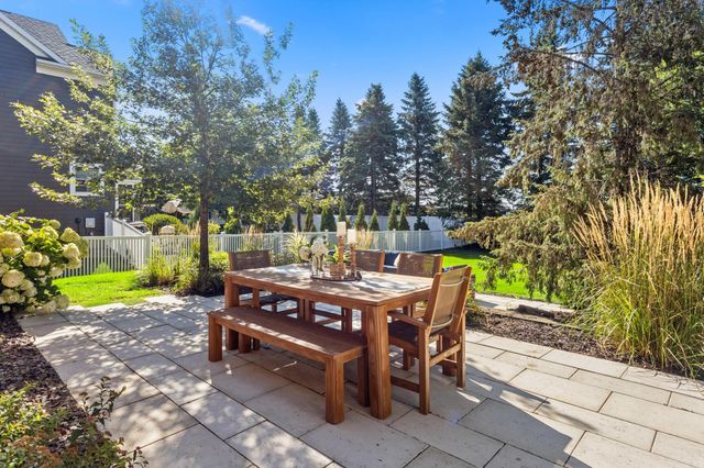 16926 Dynamic Drive, Lakeville, MN 55044