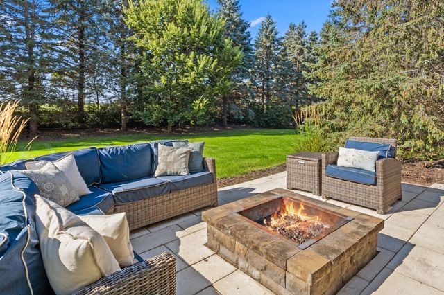 16926 Dynamic Drive, Lakeville, MN 55044