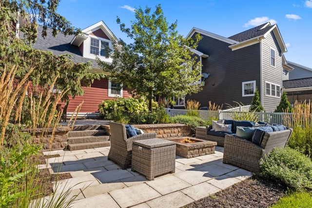 16926 Dynamic Drive, Lakeville, MN 55044