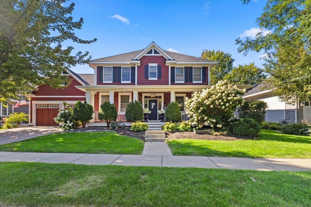 16926 Dynamic Drive, Lakeville, MN 55044