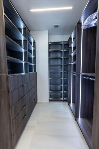 3600 Mystic Pointe Dr 114, Aventura, FL 33180