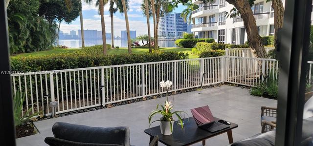 3600 Mystic Pointe Dr 114, Aventura, FL 33180