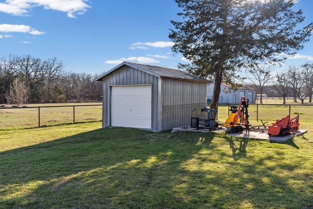 3442 Old Mill Road, Greenville, TX 75402