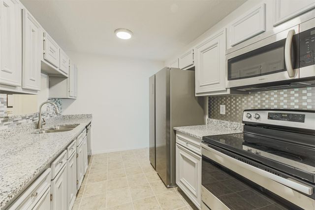 4527 Enchantedgate Drive, Spring, TX 77373