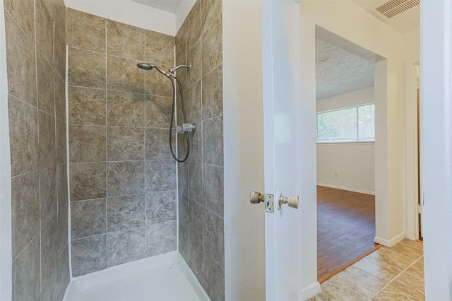 4527 Enchantedgate Drive, Spring, TX 77373