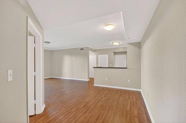 15085 Michelangelo Boulevard 104, Delray Beach, FL 33446