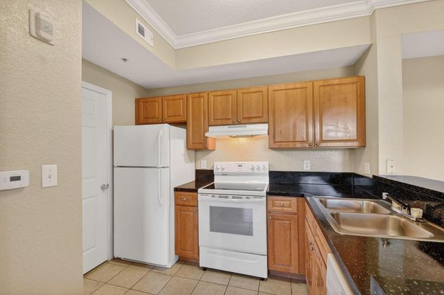 15085 Michelangelo Boulevard 104, Delray Beach, FL 33446