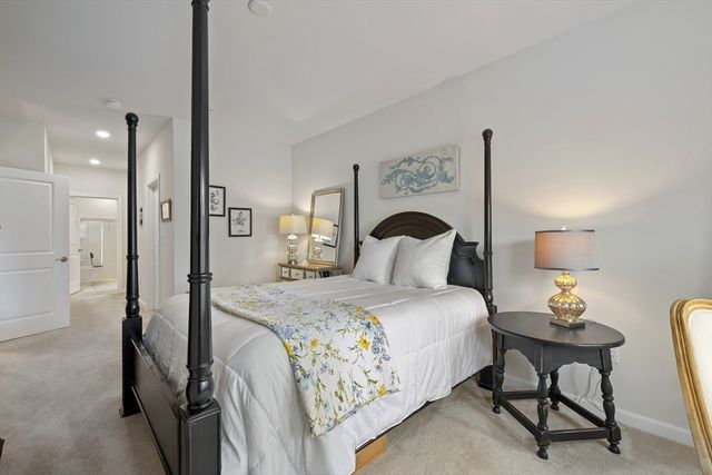 4 Francis Dr 311, Andover, MA 01810