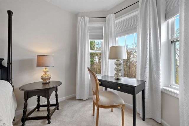 4 Francis Dr 311, Andover, MA 01810