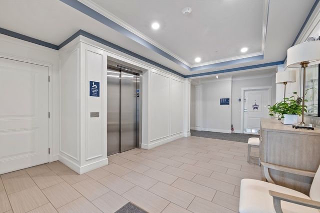 4 Francis Dr 311, Andover, MA 01810