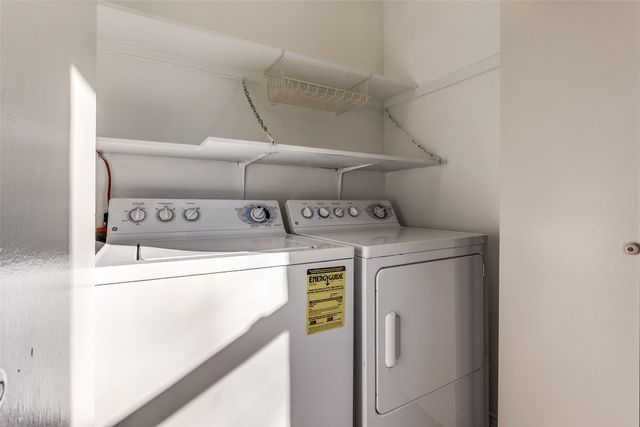 4728 Meadow Ridge Drive, Dallas, TX 75236