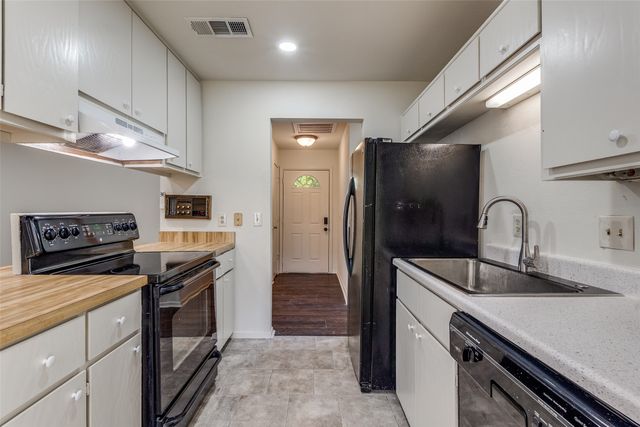 4728 Meadow Ridge Drive, Dallas, TX 75236