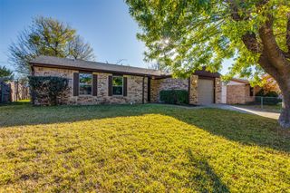 4728 Meadow Ridge Drive, Dallas, TX 75236