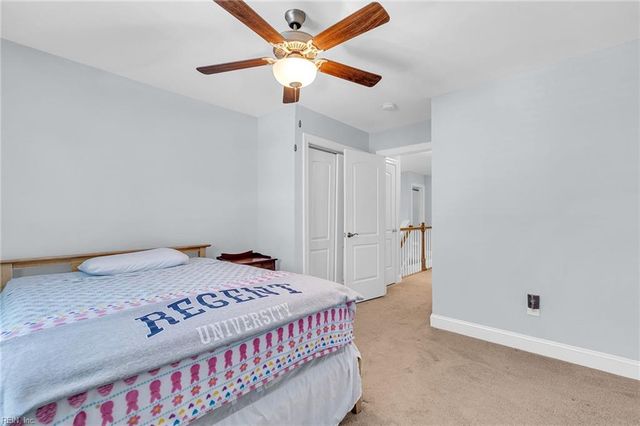 9 Franklin LN, Poquoson, VA 23662