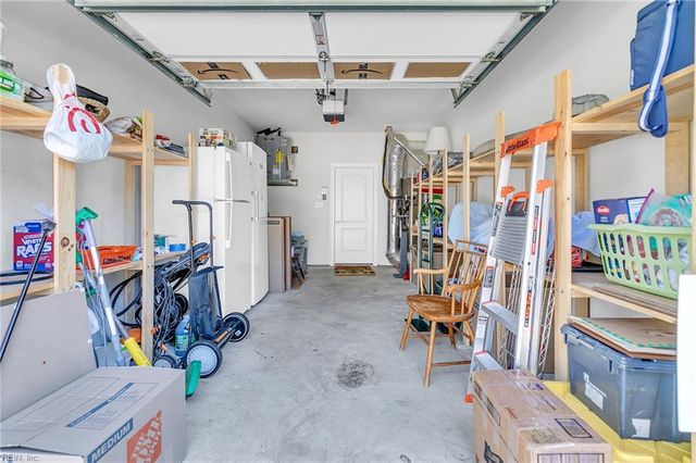 9 Franklin LN, Poquoson, VA 23662