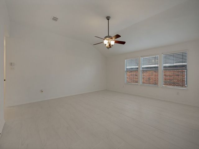 8821 CHISHOLM Trail, Cross Roads, TX 76227