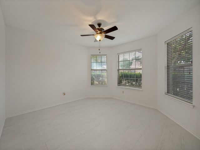 8821 CHISHOLM Trail, Cross Roads, TX 76227