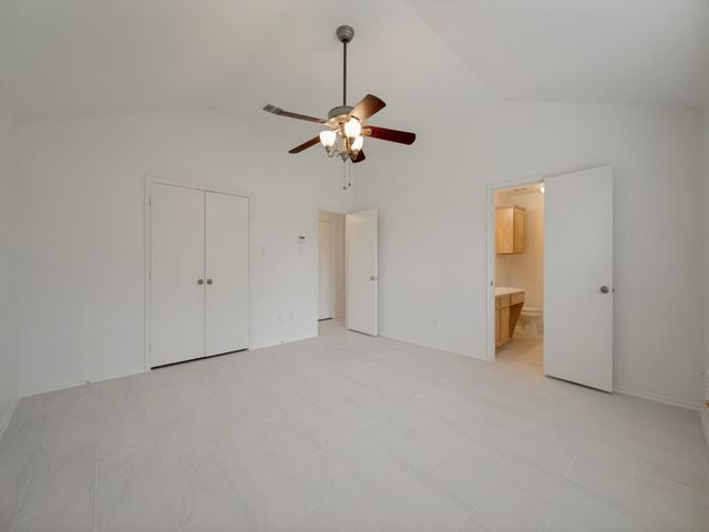 8821 CHISHOLM Trail, Cross Roads, TX 76227