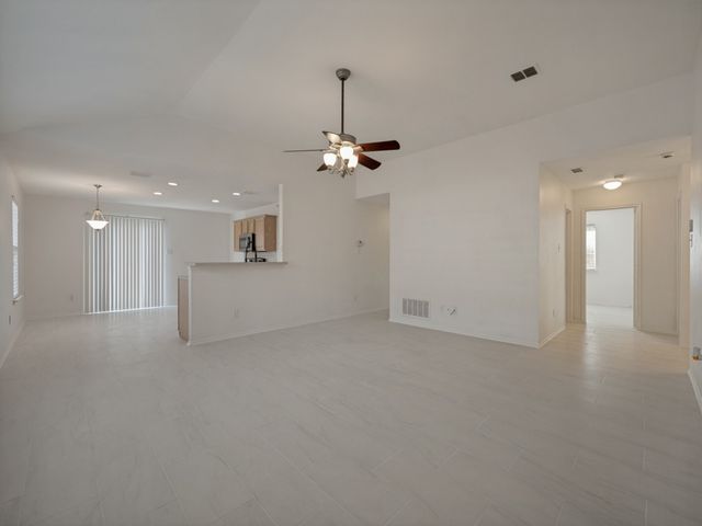 8821 CHISHOLM Trail, Cross Roads, TX 76227