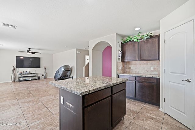 5603 S 27TH Drive, Phoenix, AZ 85041