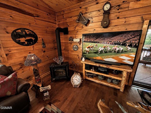 1665 Scenic Woods Way, Sevierville, TN 37876