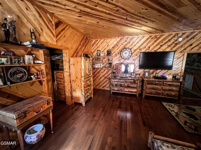 1665 Scenic Woods Way, Sevierville, TN 37876